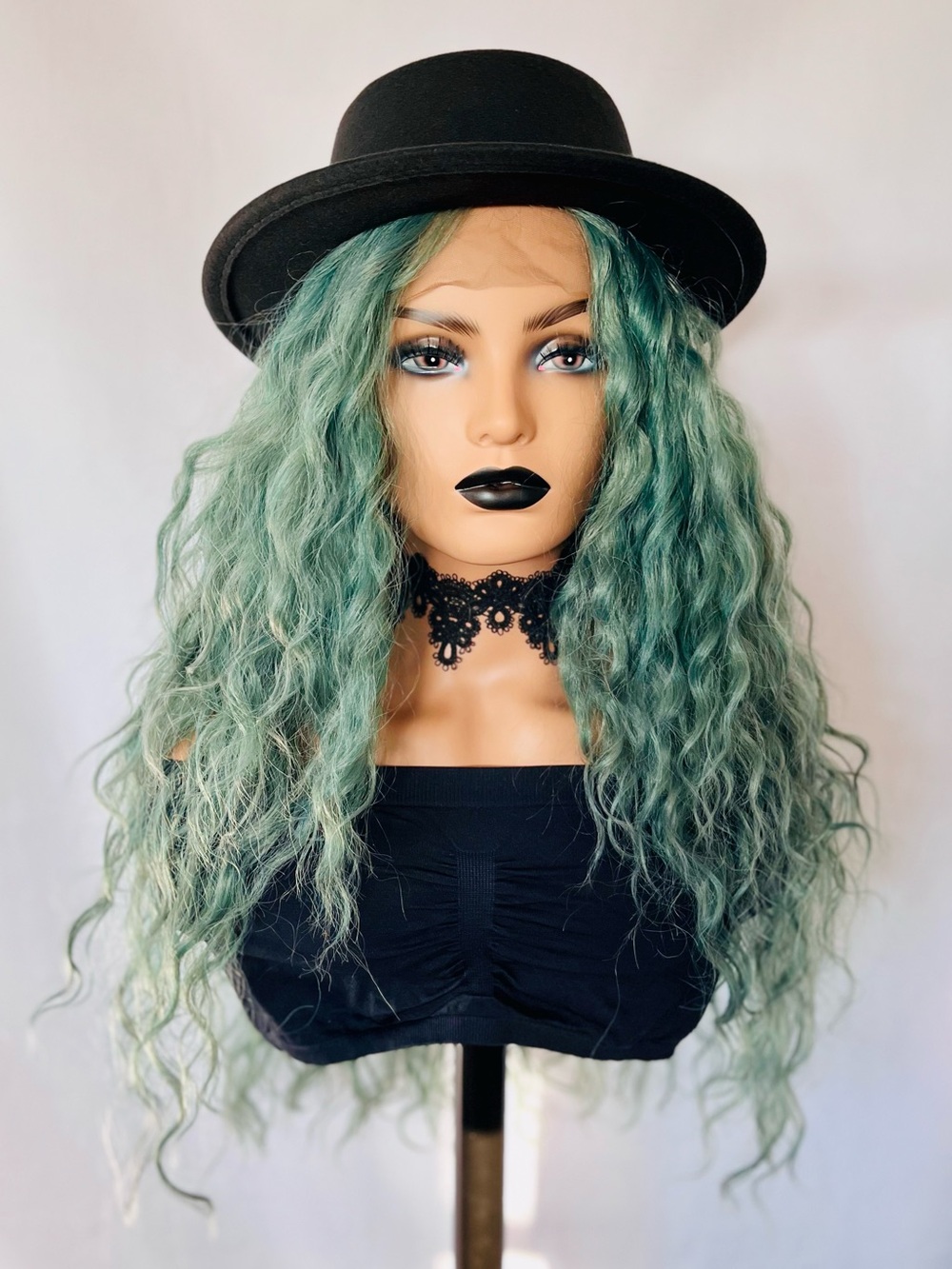 Very Pretty Pale Mint Premium Synthetic Lace Front Wig - Events/Costumes..👒